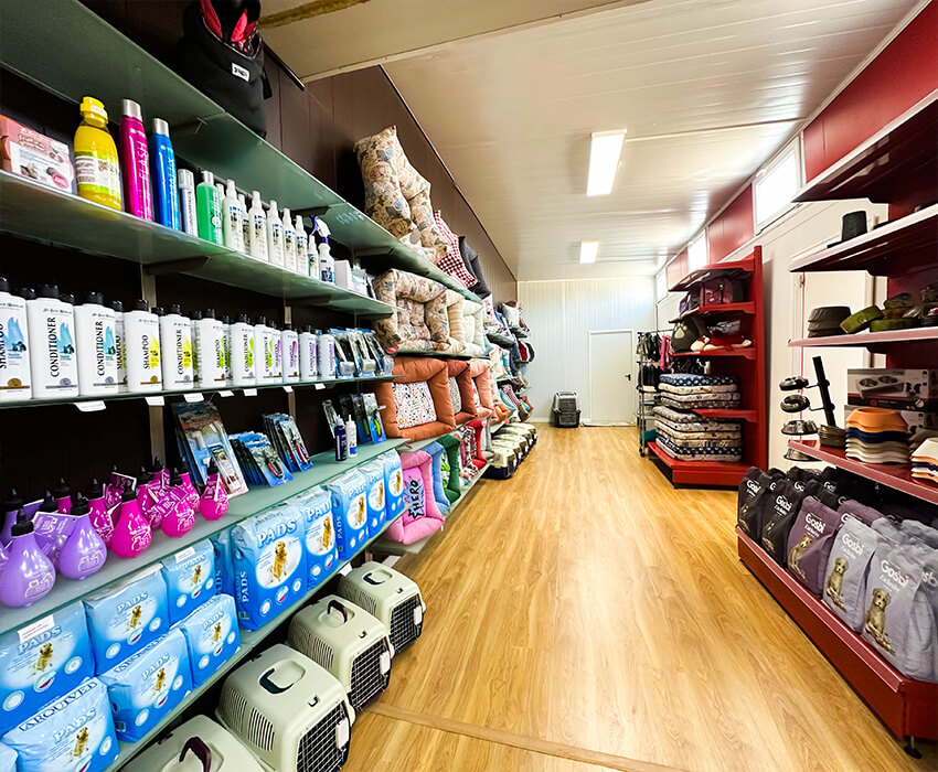 botiga-animals-hotelcan-anglesola-3